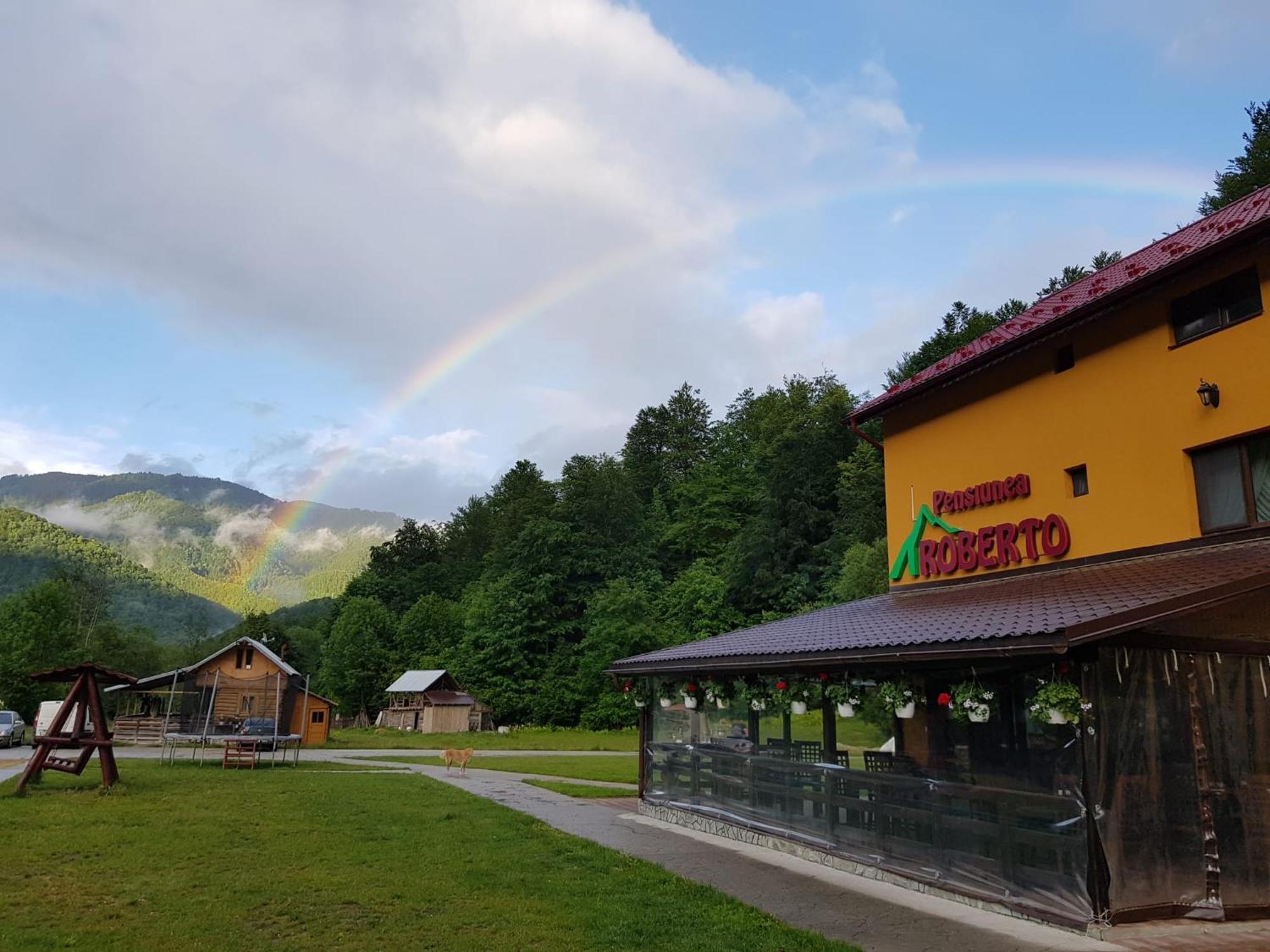 Pensiunea Roberto Malaia Exteriér fotografie