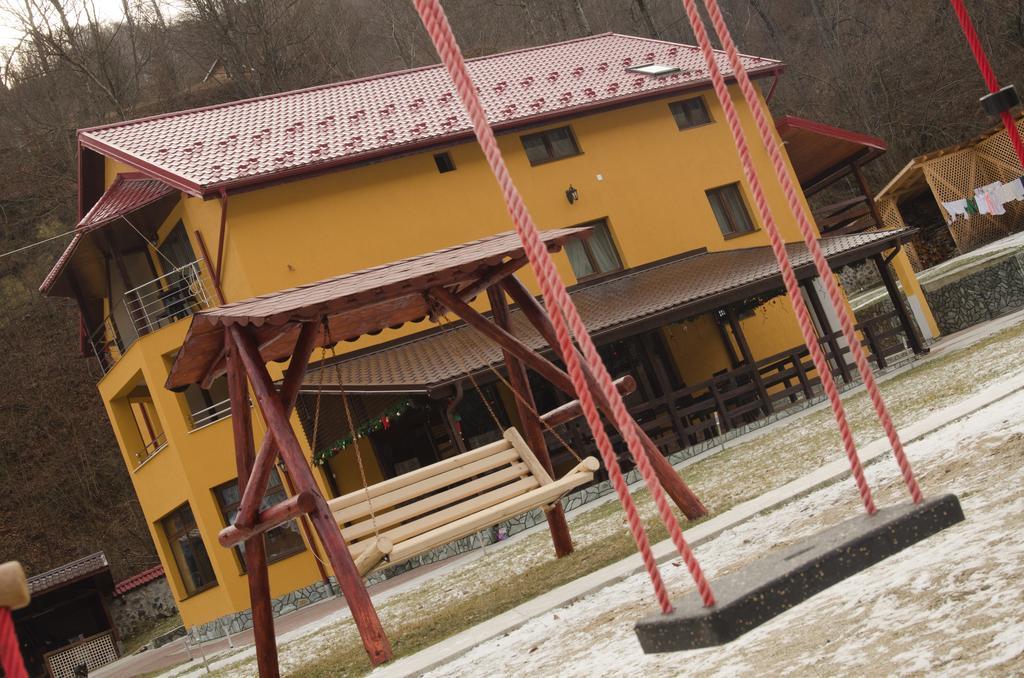 Pensiunea Roberto Malaia Exteriér fotografie