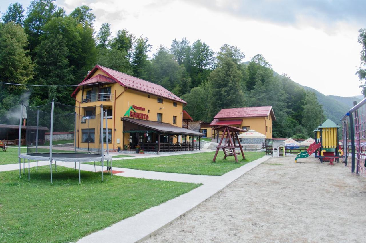 Pensiunea Roberto Malaia Exteriér fotografie