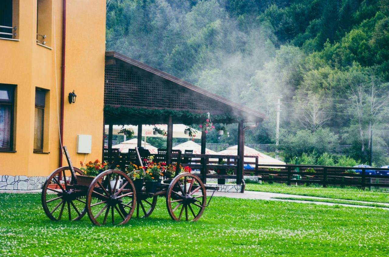 Pensiunea Roberto Malaia Exteriér fotografie
